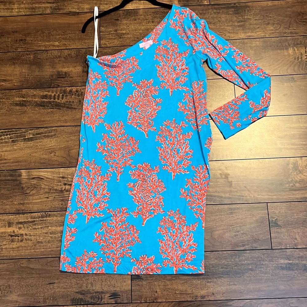 Lilly Pulitzer one sleeved dress